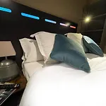Leclerc Centre Gare מלון 3*