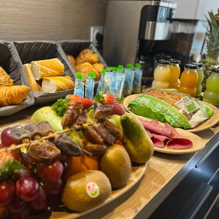 Leclerc Centre Gare فندق 3*