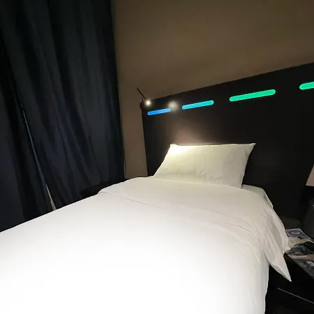 Leclerc Centre Gare Hotel 3*